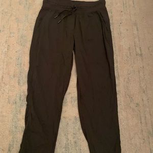 Lulu lemon pants